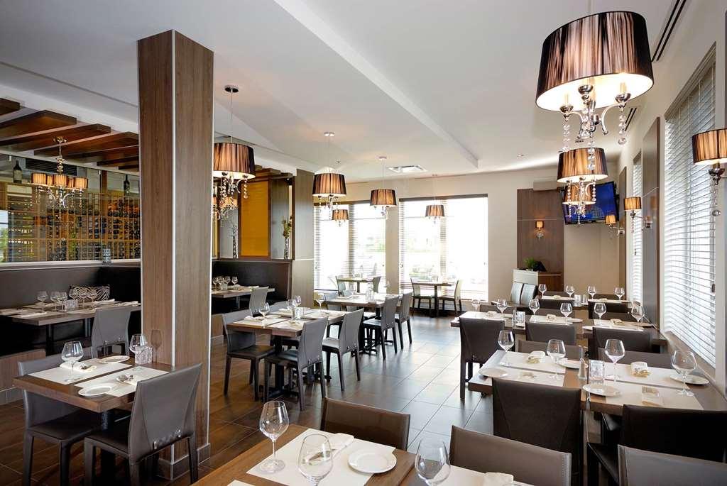 Imperia Hotel Et Suites Terrebonne Ristorante foto