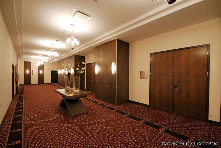 Imperia Hotel Et Suites Terrebonne Esterno foto
