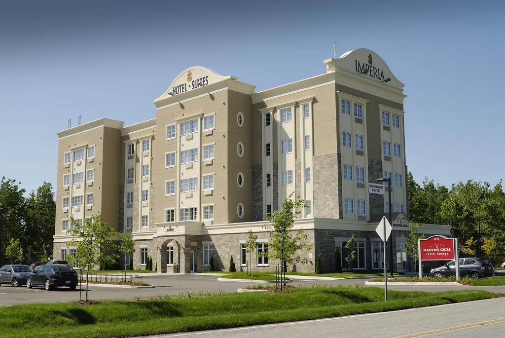 Imperia Hotel Et Suites Terrebonne Esterno foto