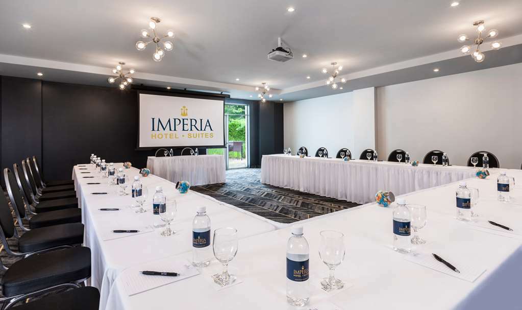 Imperia Hotel Et Suites Terrebonne Servizi foto